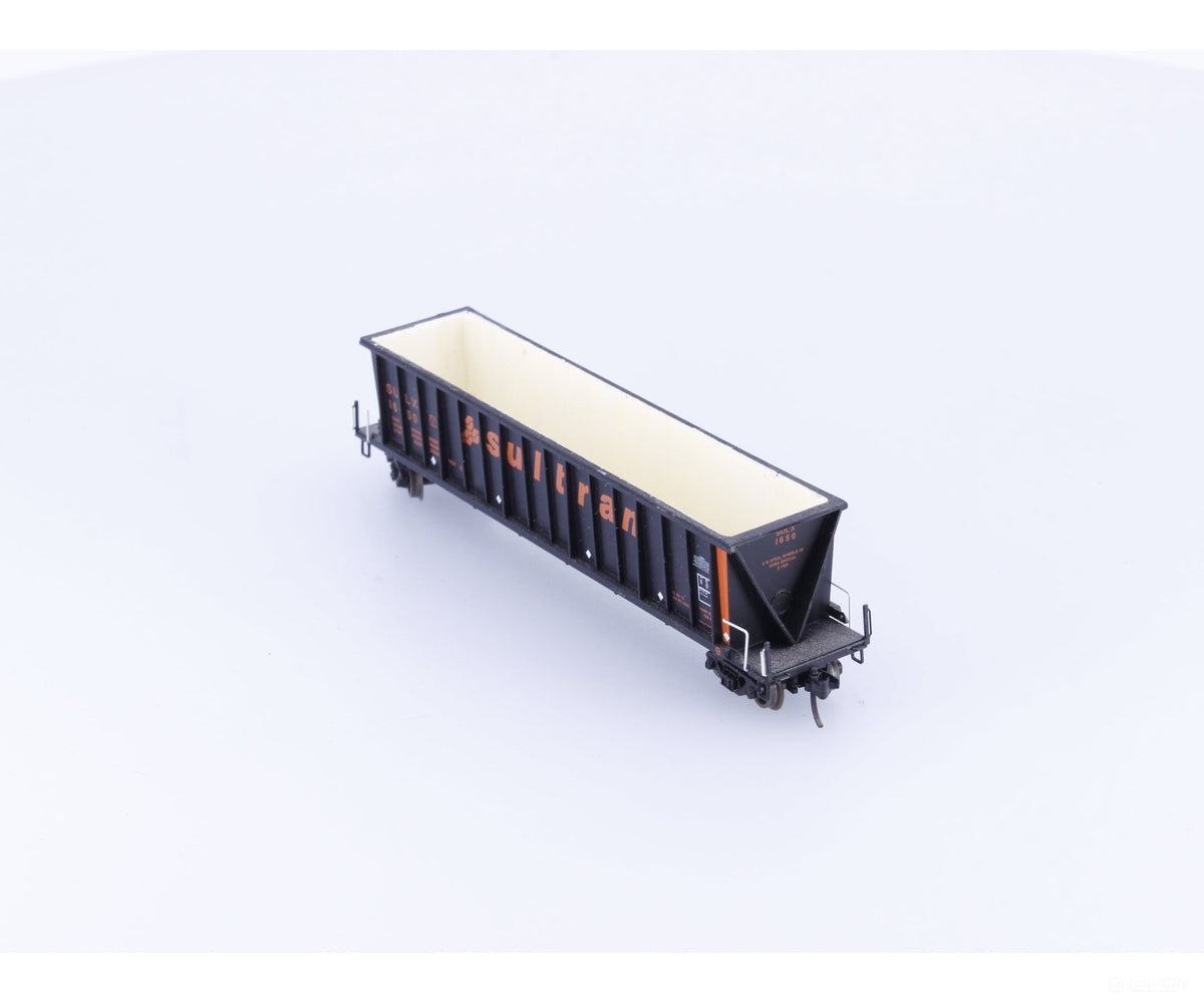 Pacific Western Rail Systems 1142DJ N Bathtub Coal Car Sultran (SULX) 1650 - Freight Cars