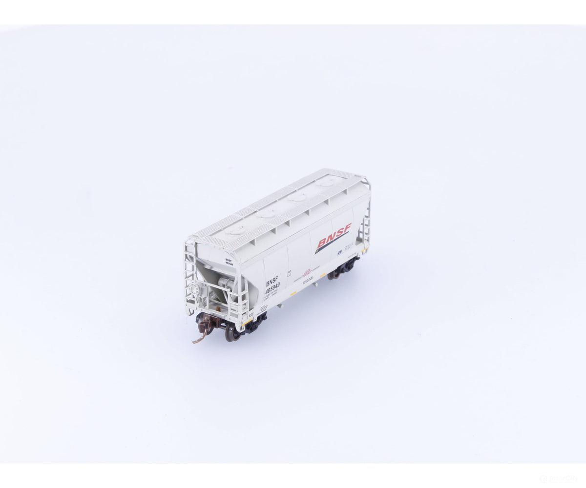 Pacific Western Rail Systems 1163C N 2 Bay Covered Hopper Burlington Northern Santa Fe (BNSF) 405949 - Freight Cars