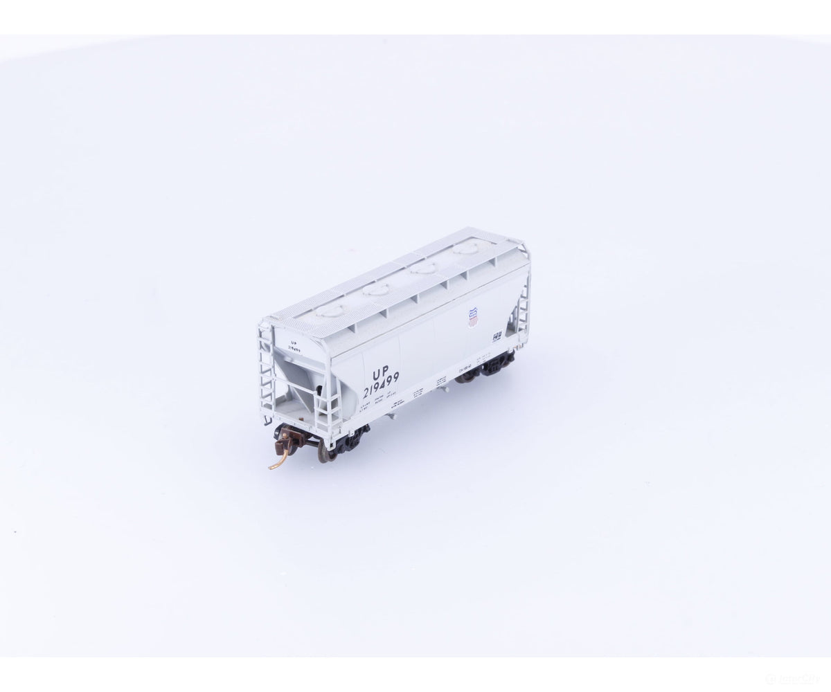Pacific Western Rail Systems N1059C N 2 Bay Covered Hopper Union Pacific (UP) 219499 (#1) - Freight Cars