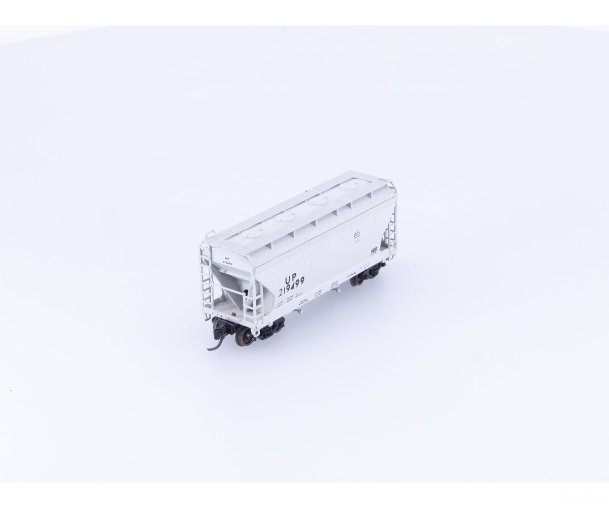 Pacific Western Rail Systems N1059C N 2 Bay Covered Hopper Union Pacific (UP) 219499 - Freight Cars