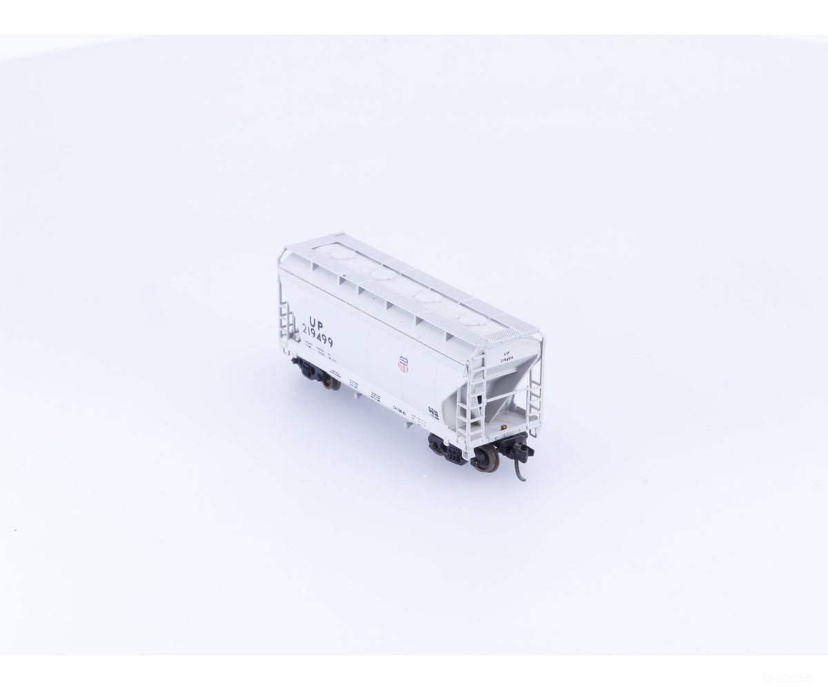 Pacific Western Rail Systems N1059C N 2 Bay Covered Hopper Union Pacific (UP) 219499 - Freight Cars