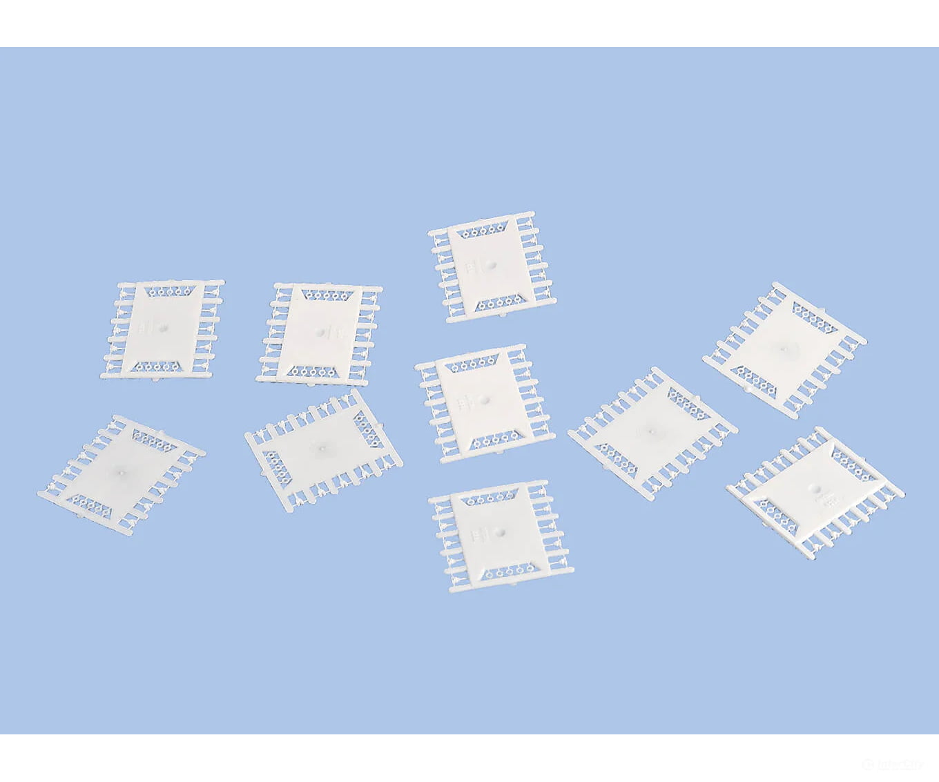Peco Il120 Third Rail Conductor Mounts - Code 60 Pkg(100) Track & Turnouts