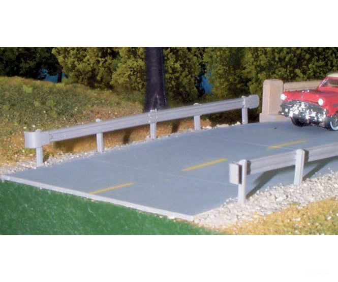 Pikestuff 13 Highway Guardrail Pkg(6) -- 21-1/8’ 53.7Cm Scenic Details