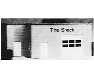 Pikestuff 5003 Kb Tire Shack Structures