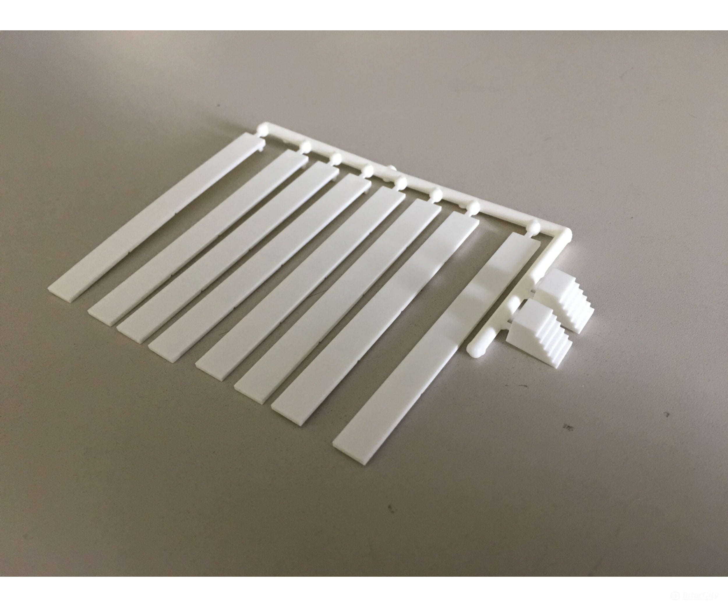Pikestuff 8111 Concrete Foundation w/Steps - Scratch Building Supplies
