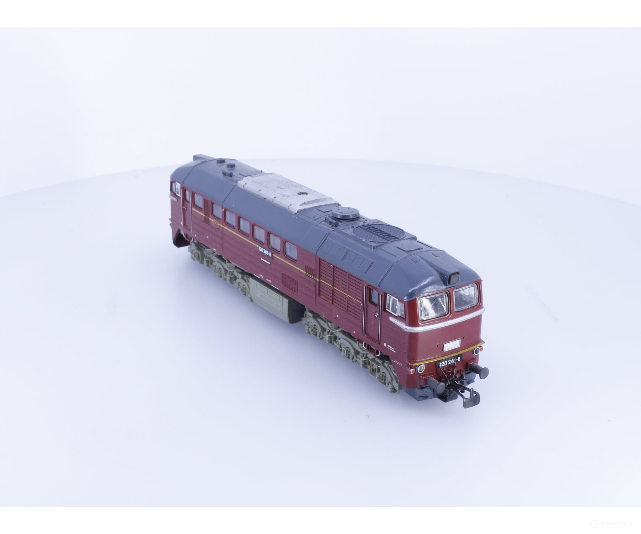 PIKO 245-6 HO DR BR120 Diesel Locomotive 245-6 Analog DC - European Locomotives