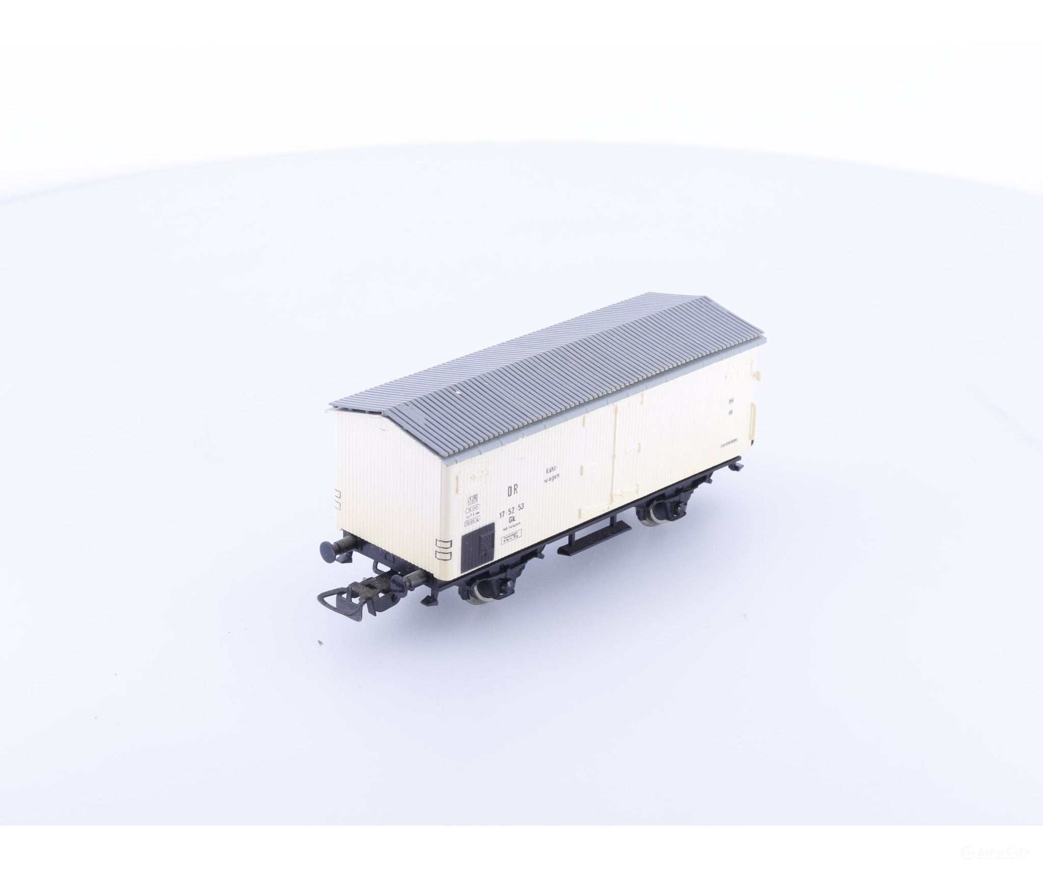 PIKO 5/6407-200 HO DR Covered Goods Wagon 175253 - European Freight Cars