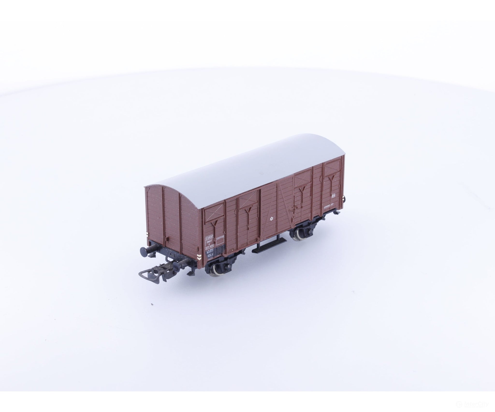 PIKO 5/6449-072 HO SNCF Covered Goods Wagon 271401 - European Freight Cars