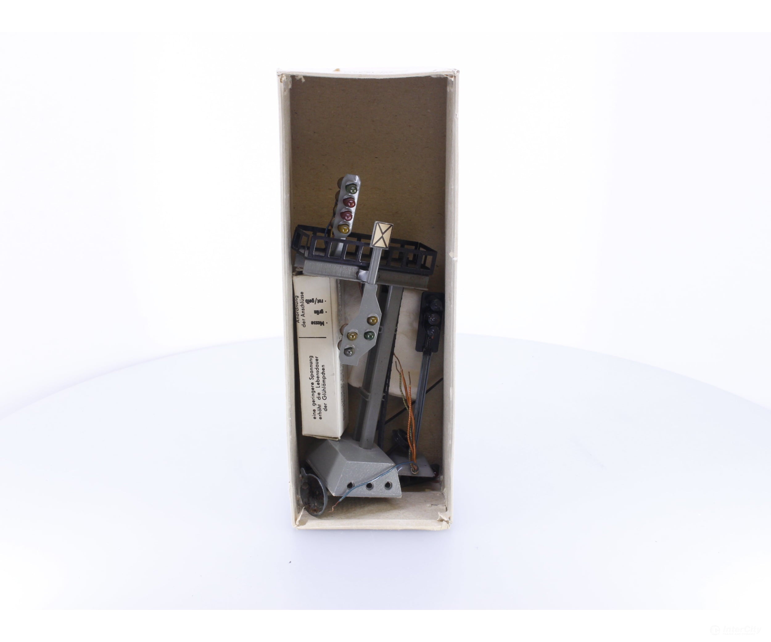 PIKO 5/6866 HO Signal Block Set - Signals & Catenary