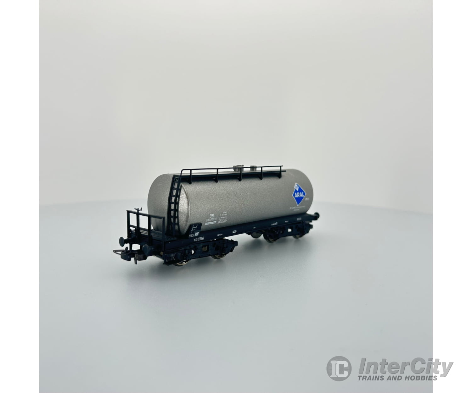 Piko 54374 German Db 4-Axle Tank Car Aral European Freight Cars