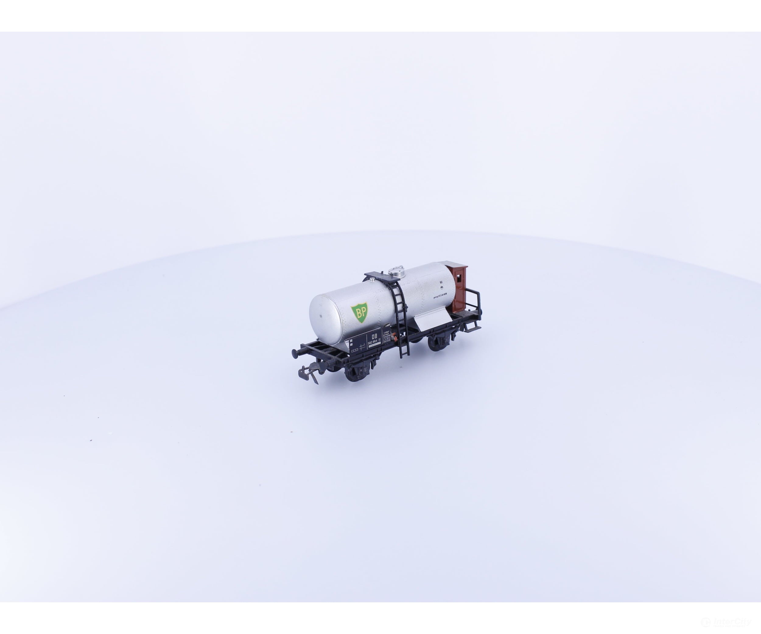 Piko 5452630-5-002120 HO DB Tank Car With Brakeman’s Cab 582864 European Freight Cars