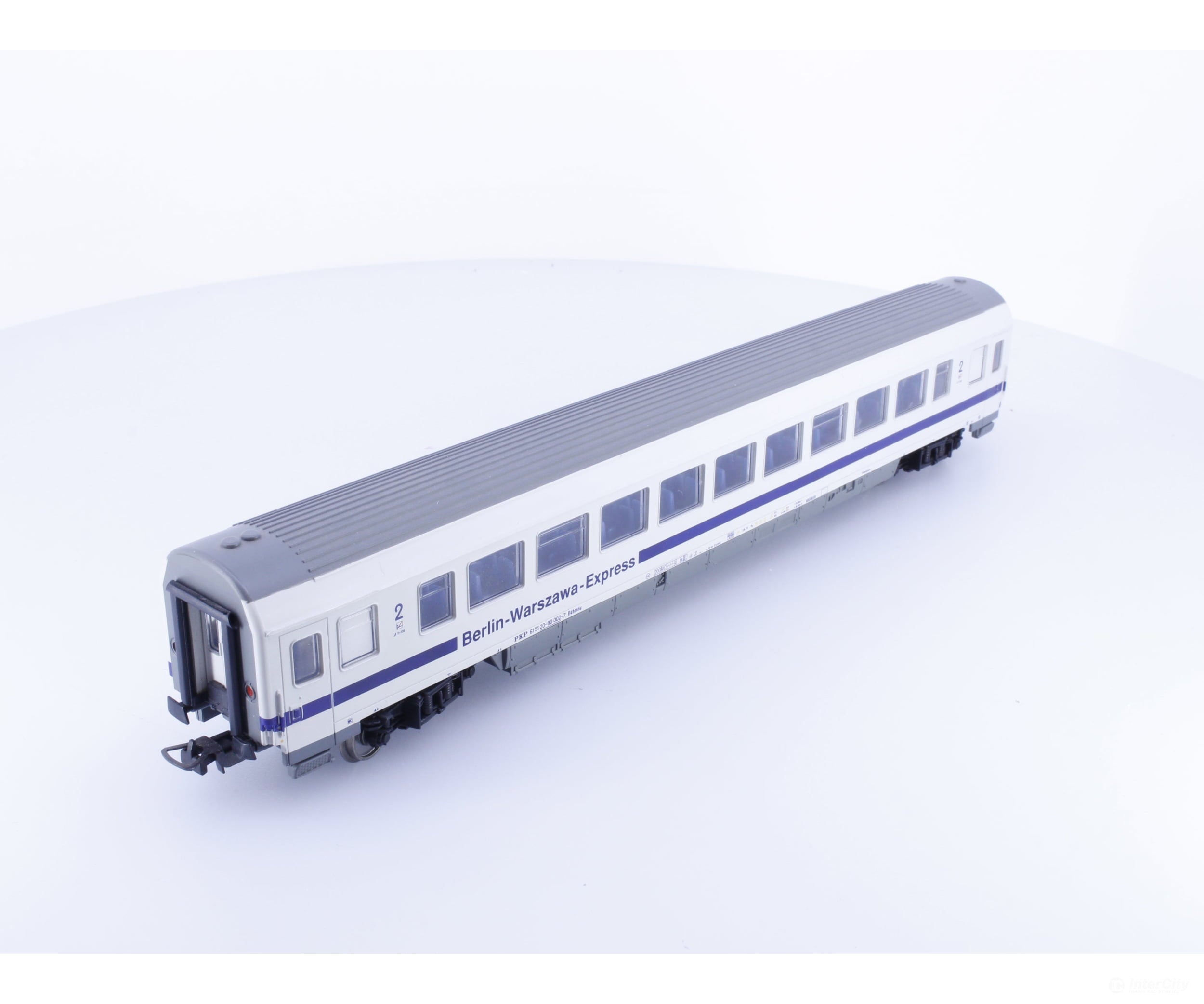 Piko 57617 HO PKP 2nd Class Passenger Car Berlin-Warszawa-Express 615120 - European Passenger Cars