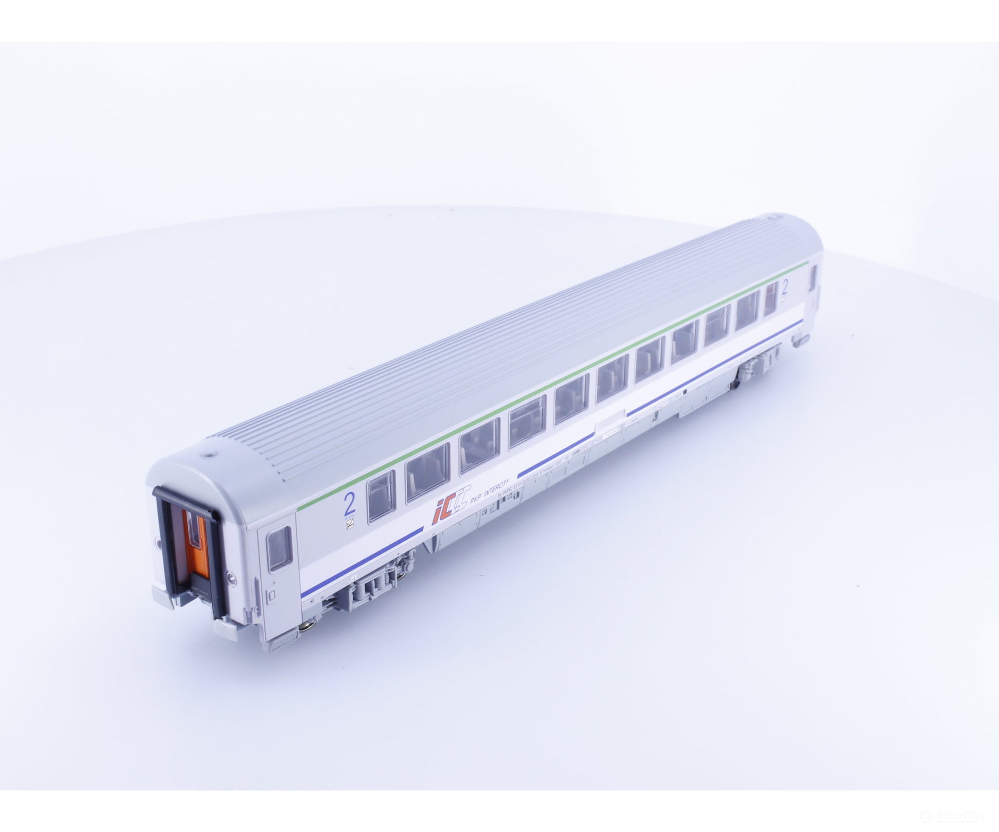 Piko 96040-2 HO PKP 2nd Class Passenger Car 615120 (#3) - European Passenger Cars