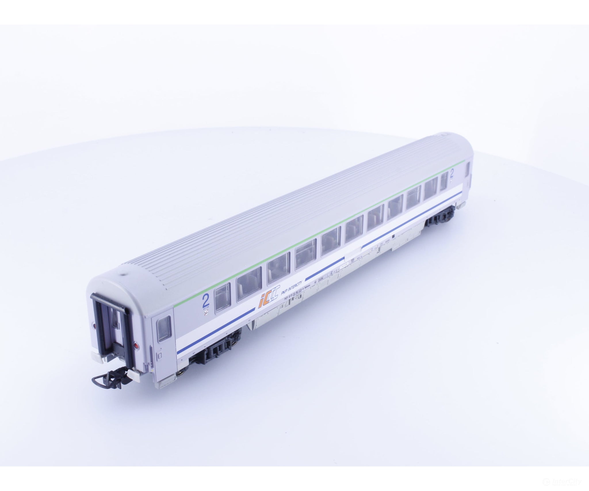 Piko 96040-2 HO PKP 2nd Class Passenger Car 615120 (#2) - European Passenger Cars