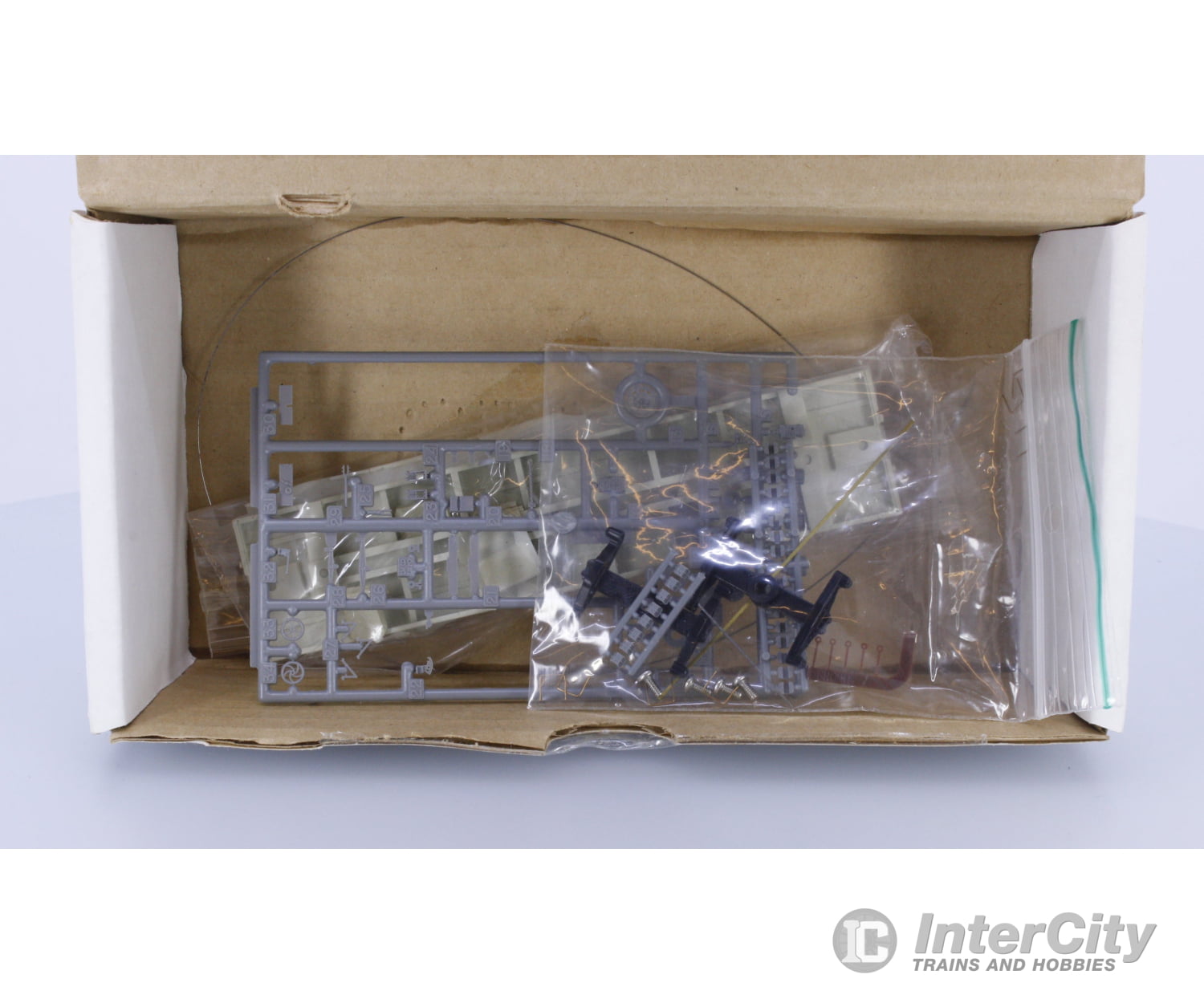 Point 1 Models P1HK-08 HO 40’ Pre-War Steel Flat Car Kit Canadian National (CN) 660000-199 Freight Cars