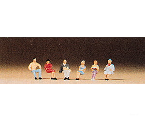 Preiser N 79013 Pedestrians -- Sitting People #1 Figures