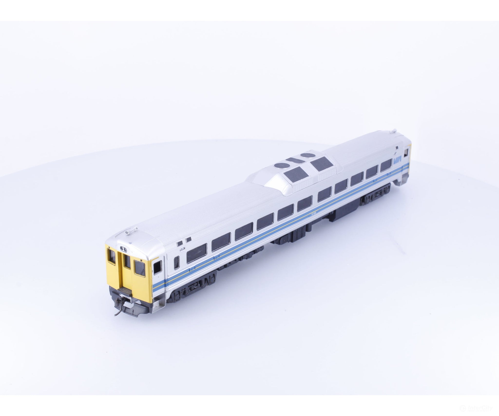 Proto 1000 239806 HO Budd RDC Railcar Via Rail (VIA) 6100 DCC - Locomotives