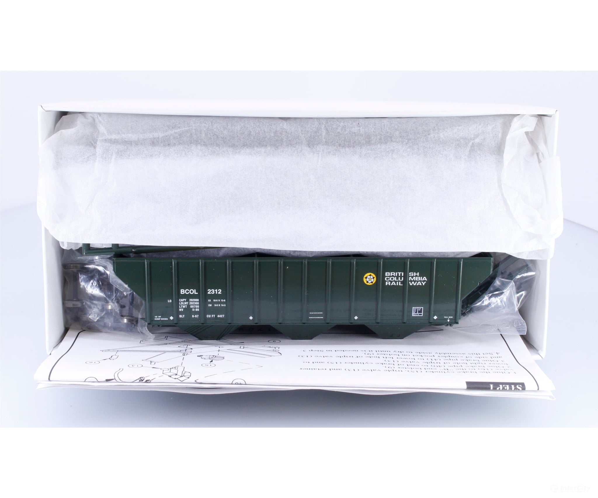 Proto 2000 101564 HO 3 Bay High-Side Covered Hopper Kit British Columbia Railway (BCOL) 2312 - Freight Cars