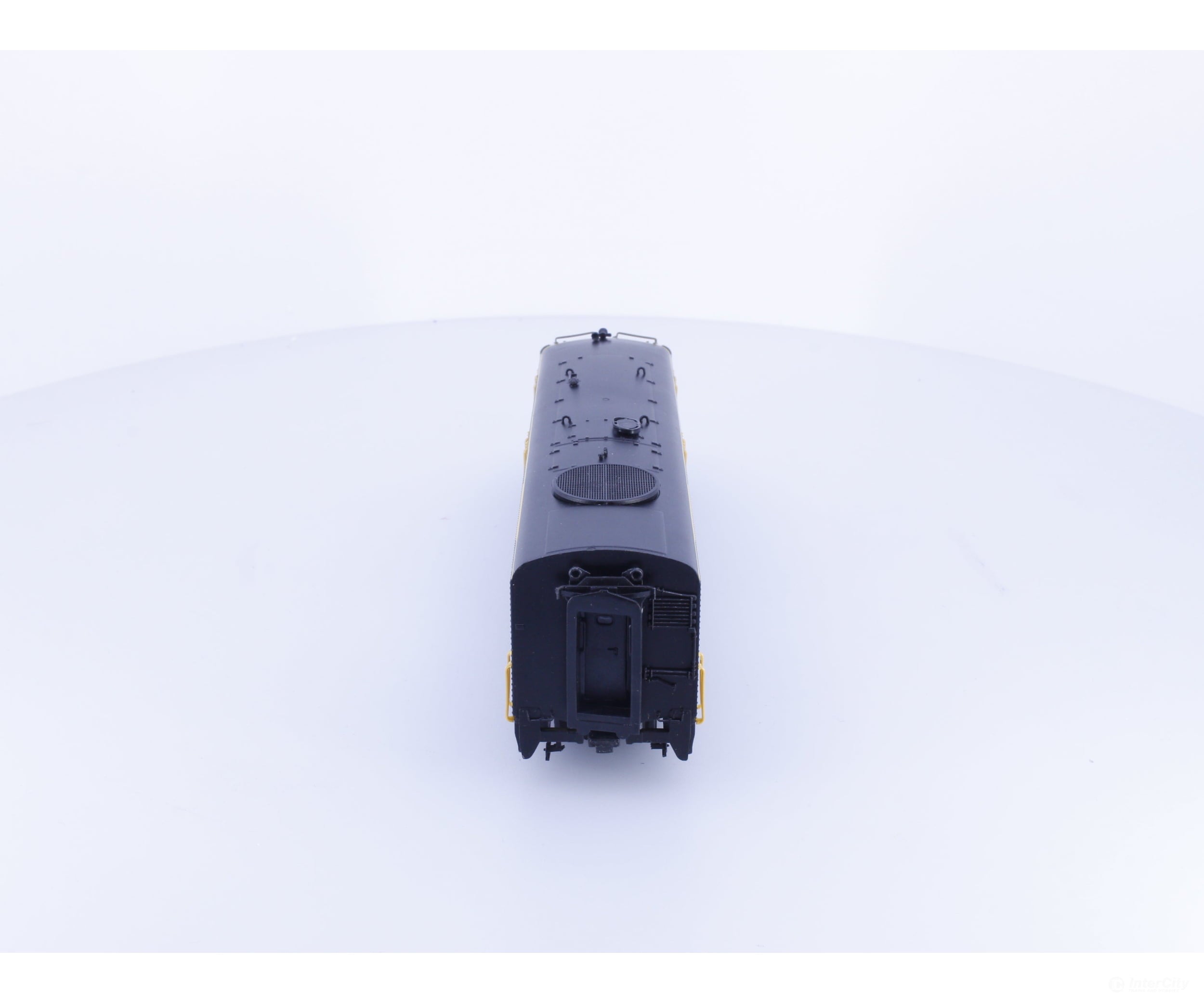 Proto 2000 8647 HO FA2 Non Powered Dummy Unit Canadian National (CN) 6766 - Locomotives