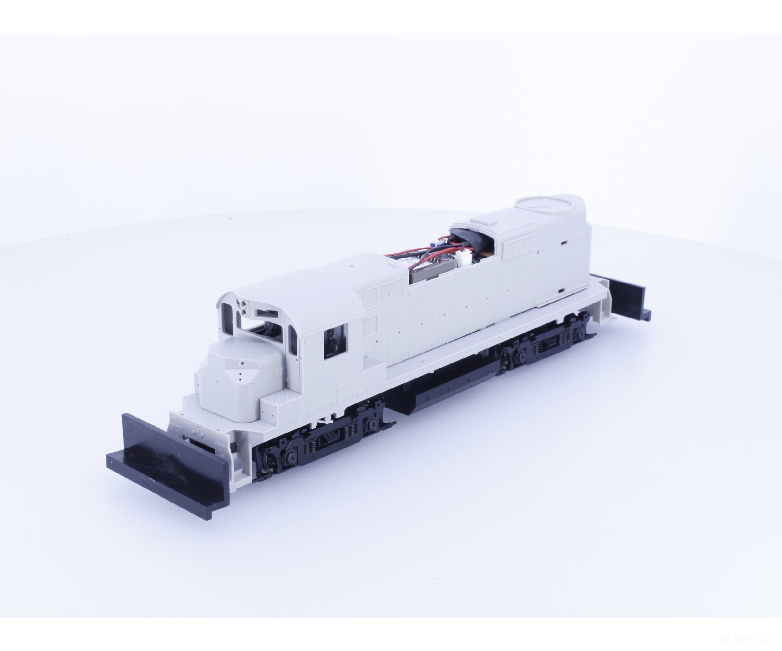 Proto 2000 920-31356 HO RS-27 Diesel Locomotive Undecorated DCC & Sound - Locomotives