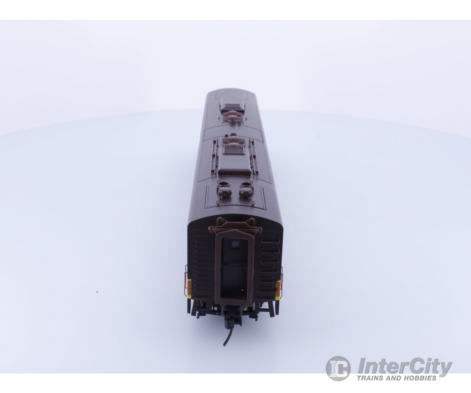 Proto 2000 Series E8/9 B Illinois Central (IC) 4105 Analog DC Locomotives