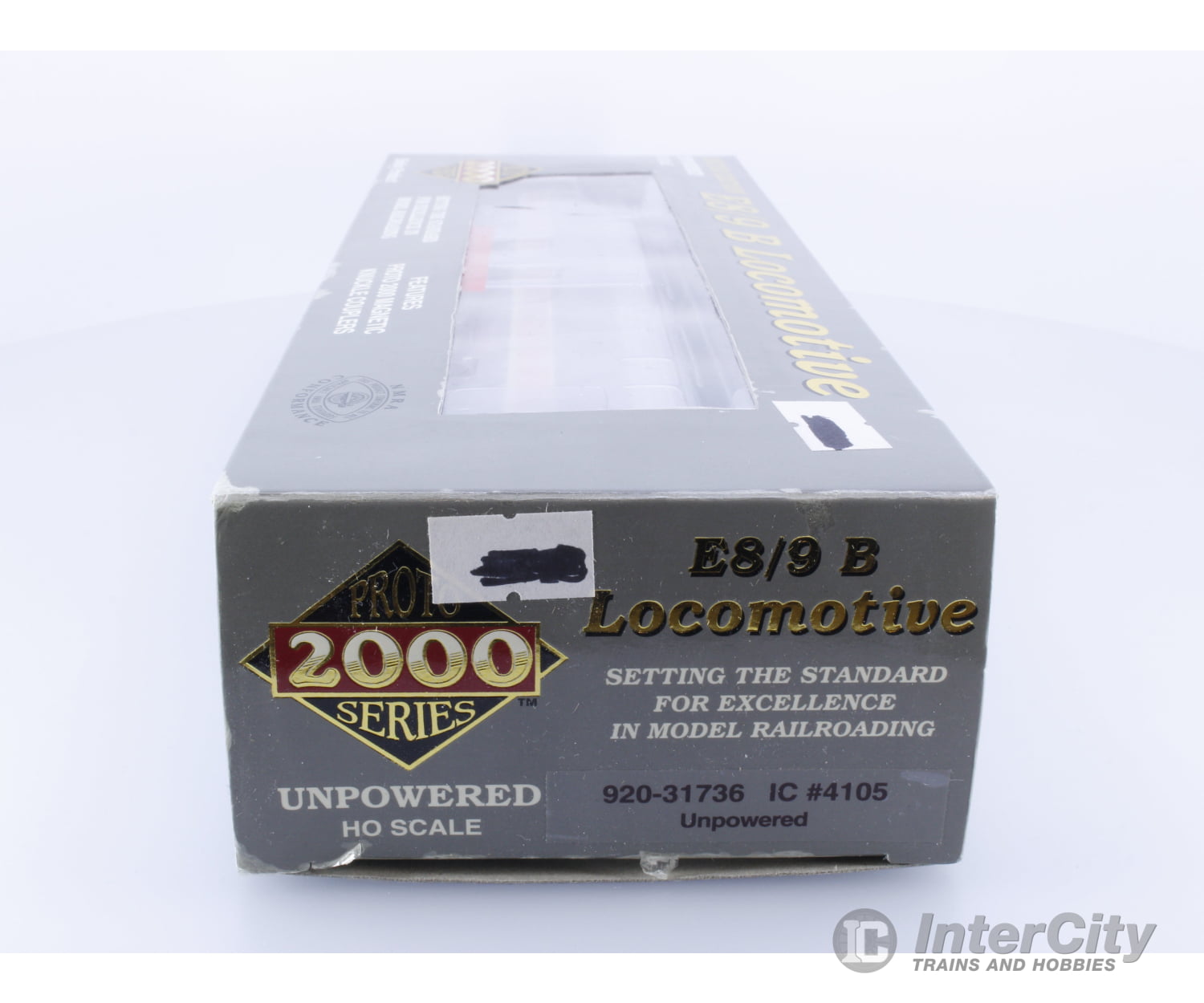 Proto 2000 Series E8/9 B Illinois Central (IC) 4105 Analog DC Locomotives