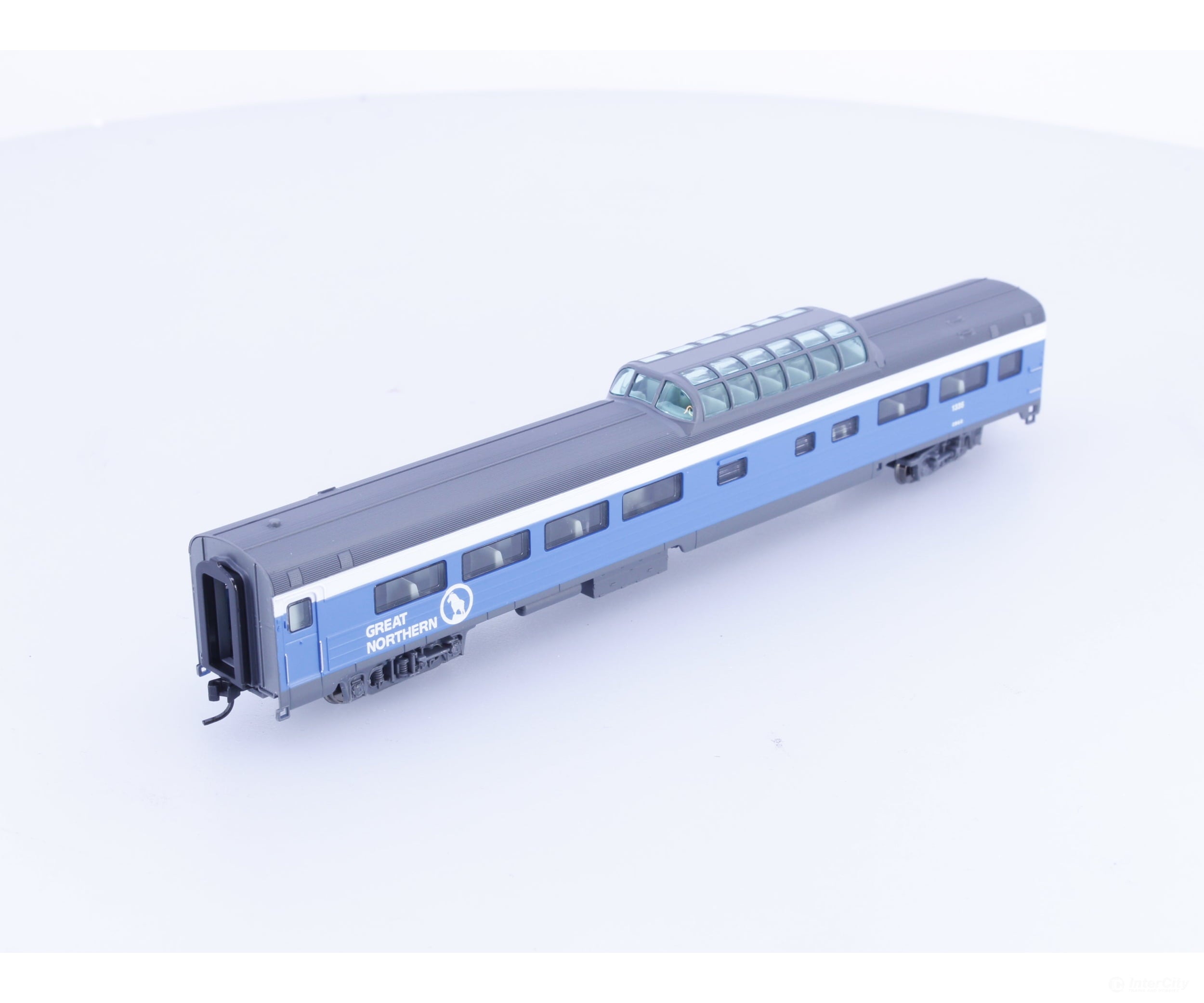 RailSmith Models RS-223008 N BSB Dome Coach Great Northern (GN) 1335 - Passenger Cars