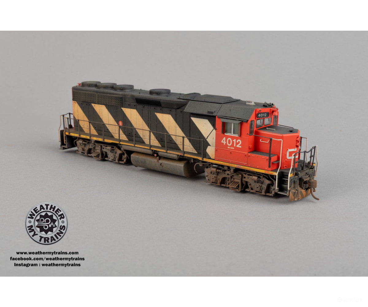 Rapido 040504 HO EMD GP40 (DC/DCC/Sound): CN - Stripes: #4012- Weathered by WEATHER MY TRAINS - Locomotives