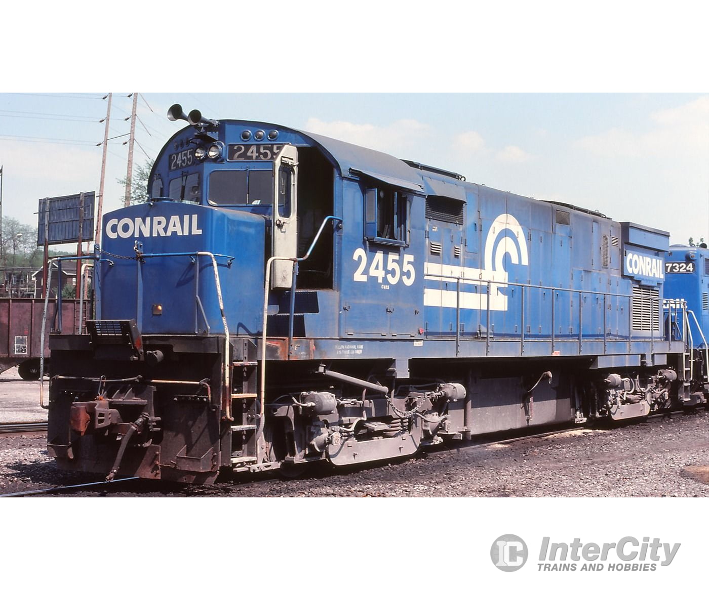 Rapido 045050 HO ALCO C-425 (DC/Silent): Conrail: #2457 Locomotives