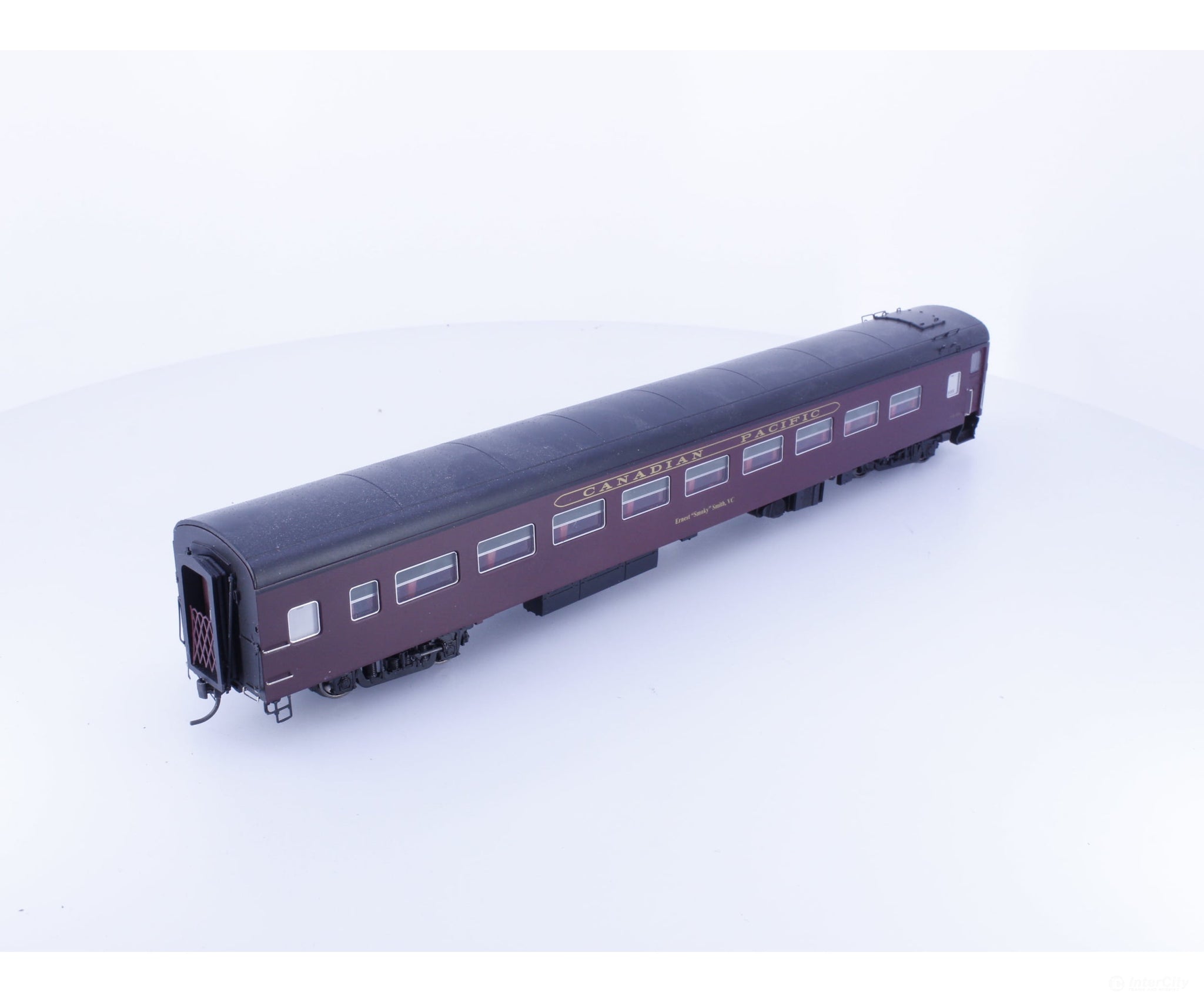 Rapido 100087 HO Lightweight Coach Canadian Pacific (CP) Ernest Smoky Smith VC 102 - Passenger Cars