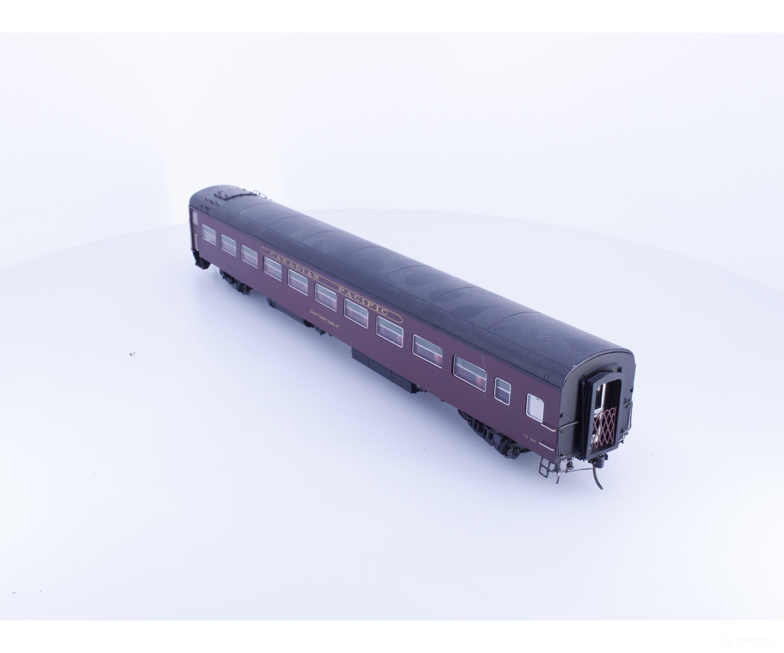 Rapido 100087 HO Lightweight Coach Canadian Pacific (CP) Ernest Smoky Smith VC 102 - Passenger Cars