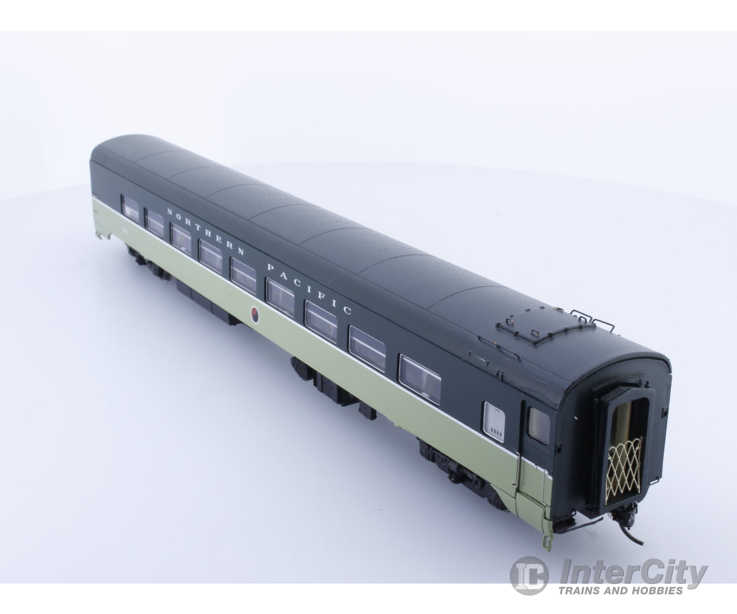 Rapido 100341 Ho Leg-Rest Coach Northern Pacific (Np) 580 Passenger Cars