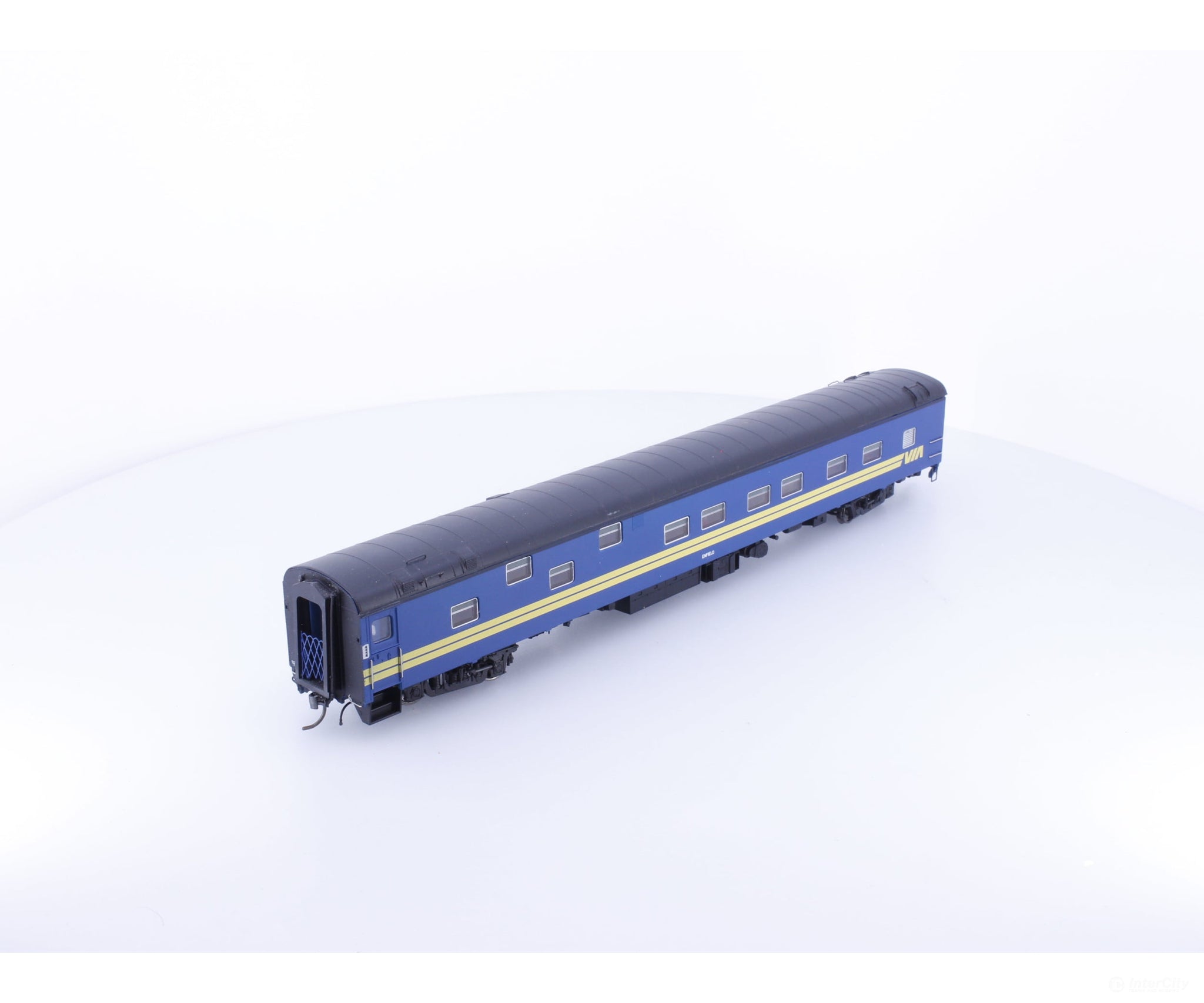 Rapido 101003 HO Duplex Sleeper Coach Via Rail (VIA) Enfield - Passenger Cars