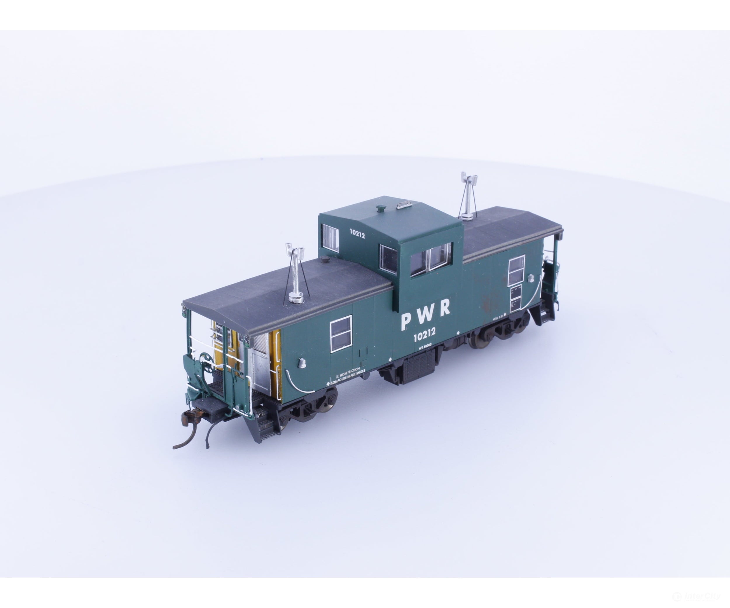 Rapido 10212 HO Angus Wide Vision Caboose Port Washington Railway (PWR) 10212 - Freight Cars