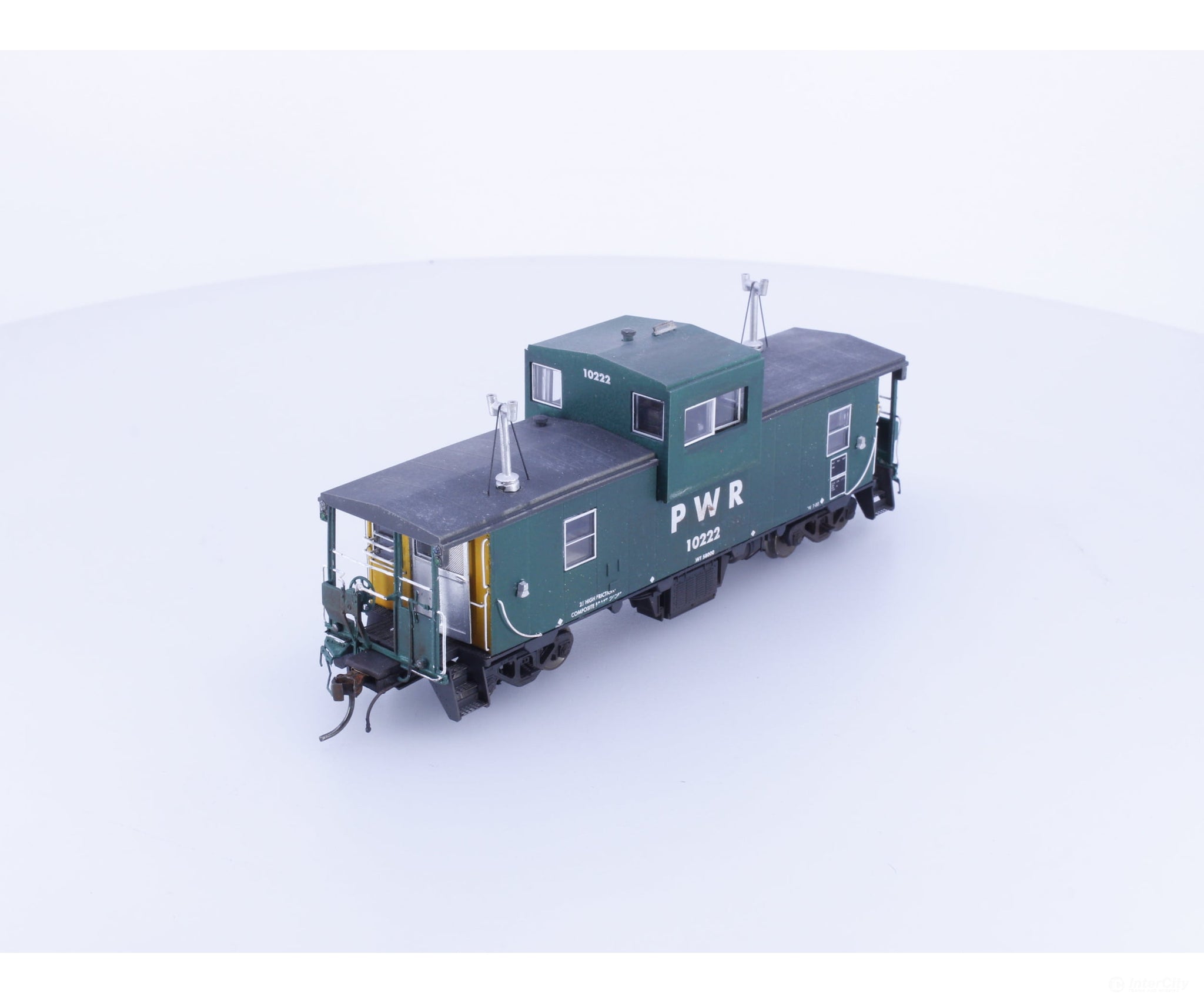 Rapido 10222 HO Angus Wide Vision Caboose Port Washington Railway (PWR) 10222 - Freight Cars
