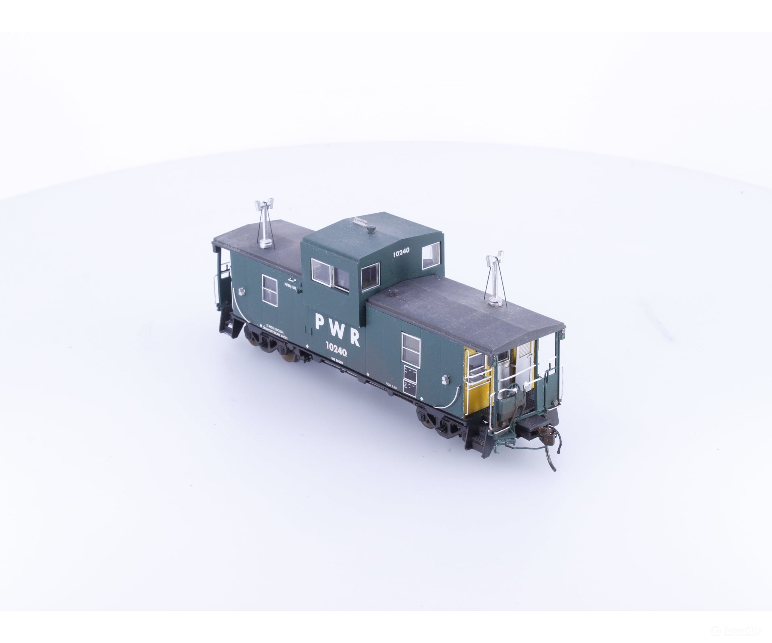 Rapido 10240 HO Angus Wide Vision Caboose Pacific Western Railway (PWR) 10240 - Freight Cars