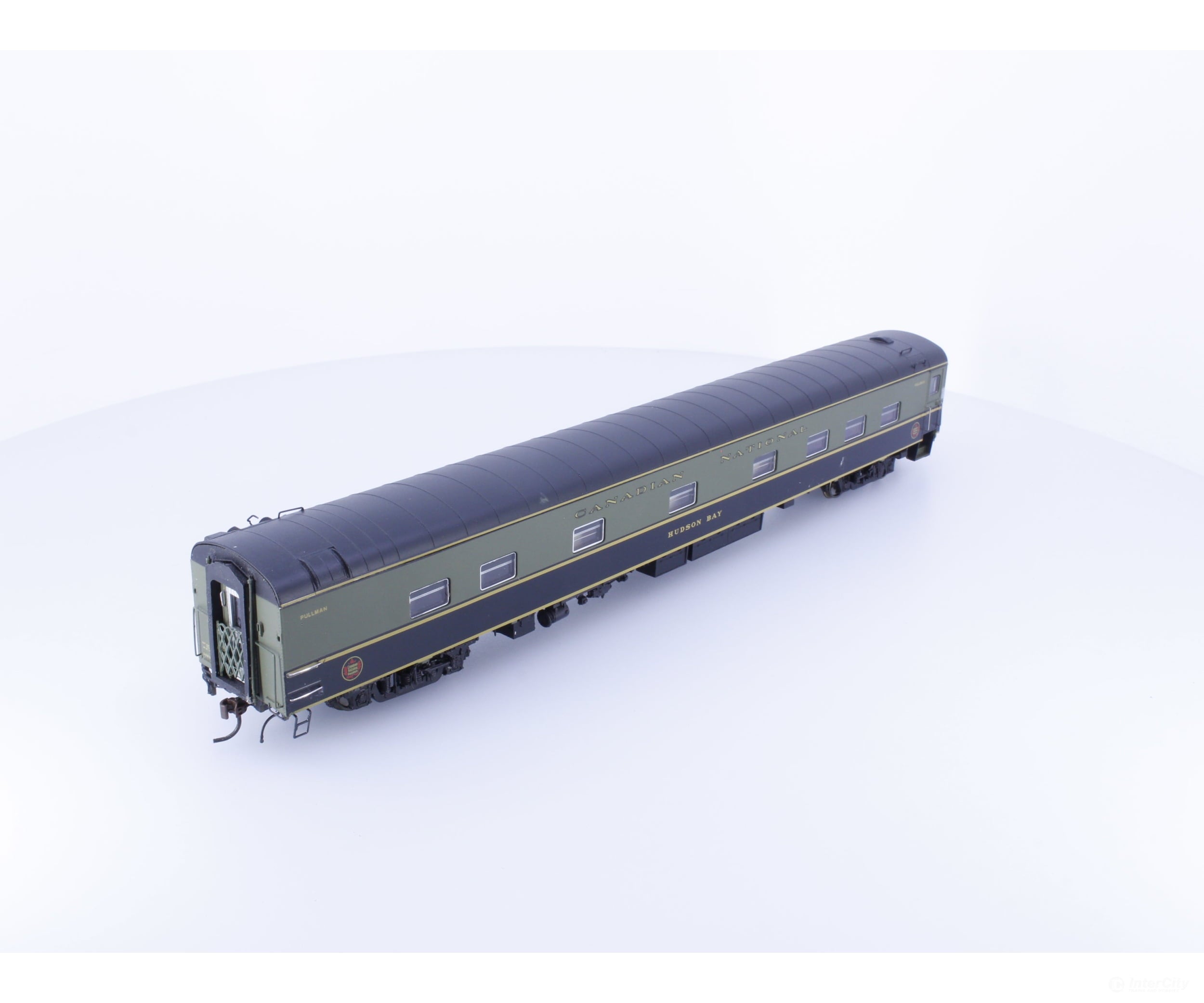 Rapido 104008 HO Bay Sleeper with Interior Lighting Canadian National (CN) Hudson Bay Passenger Cars
