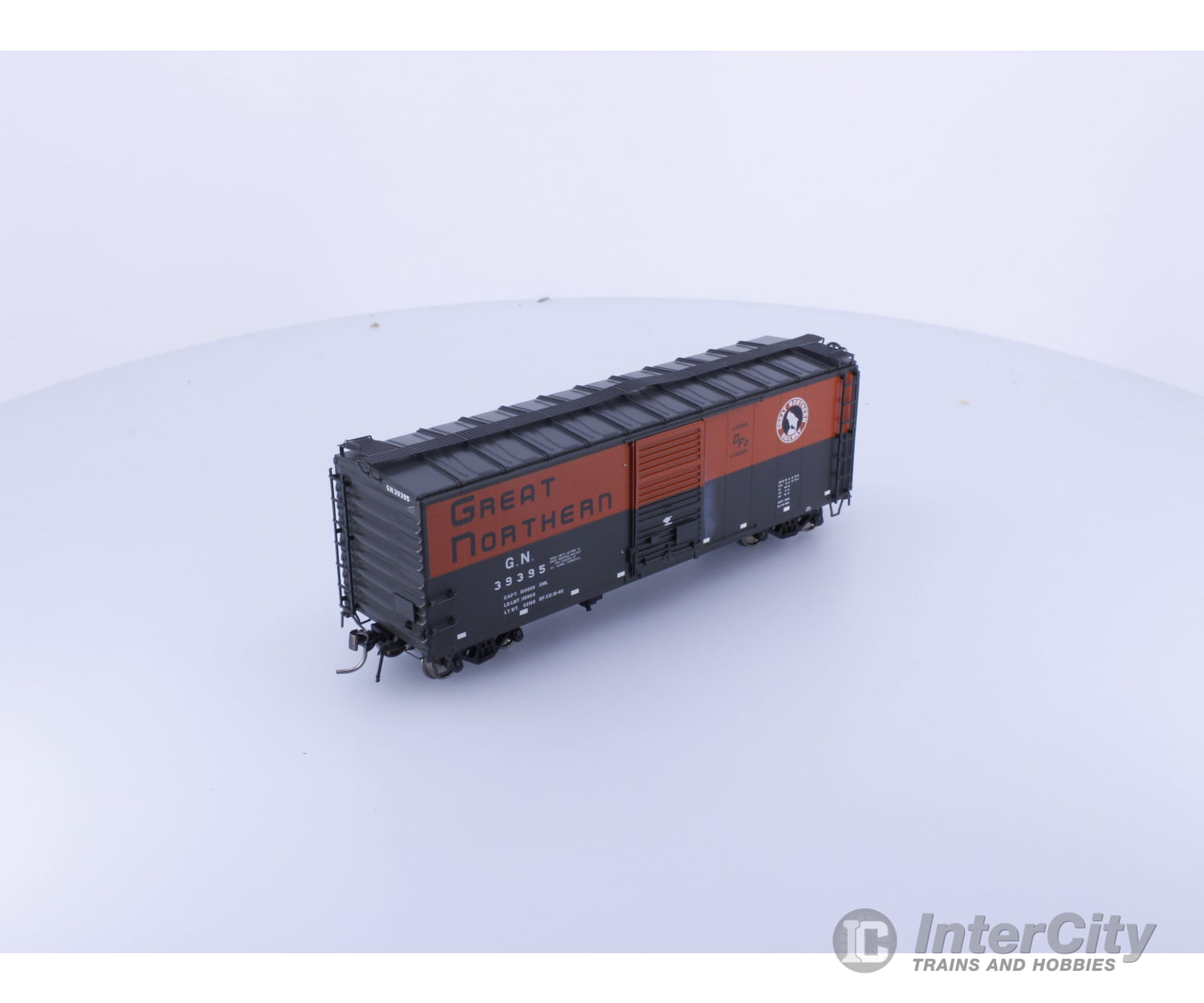Rapido 155004A HO 40’ Box Car With Early IDNE Green and Orange Great Northern (GN) 39395 Freight Cars