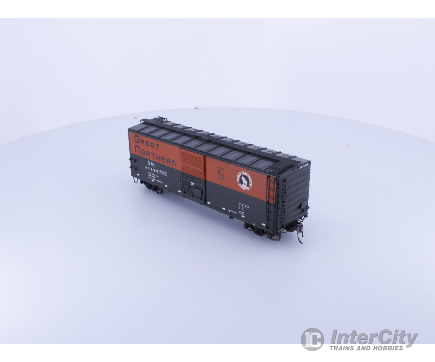 Rapido 155004A HO 40’ Box Car With Early IDNE Green and Orange Great Northern (GN) 39395 Freight Cars