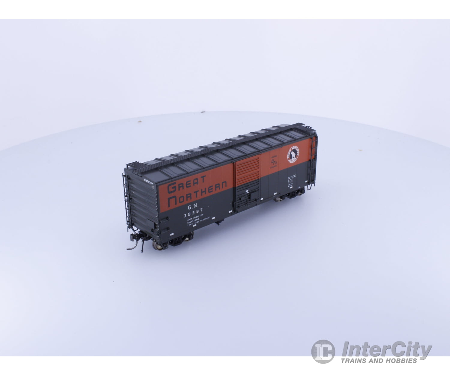 Rapido 155004A HO 40’ Box Car With Early IDNE Green and Orange Great Northern (GN) 39397 Freight Cars