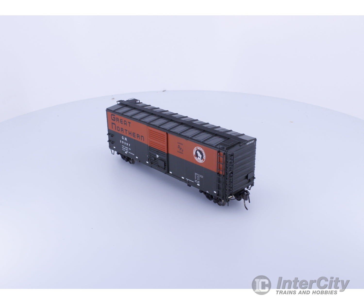 Rapido 155004A HO 40’ Box Car With Early IDNE Green and Orange Great Northern (GN) 39397 Freight Cars