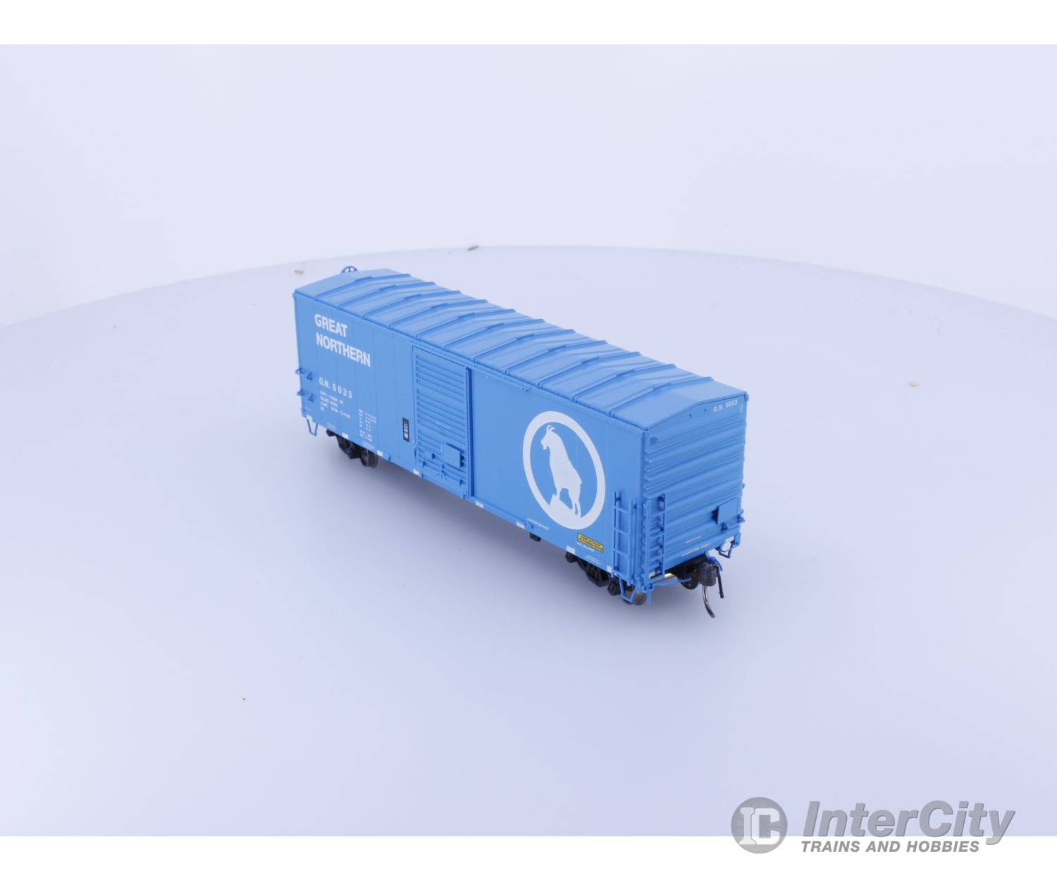 Rapido 155007A HO 40’ Box Car With Late IDNE Big Sky Blue Great Northern (GN) 5033 Freight Cars