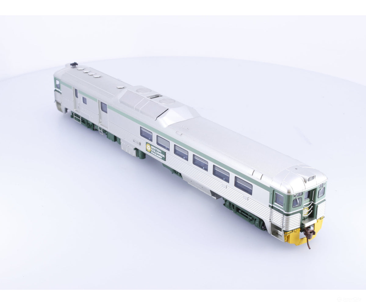 Rapido 16757 HO Budd RDC-3 Rail Car Dogwood Scheme BC Rail (BCOL) BC-33 DCC & Sound - Locomotives