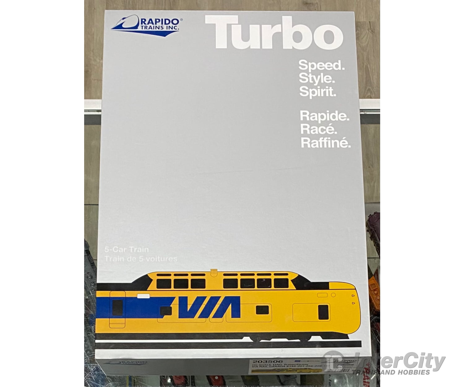 Rapido 203506 HO UAC Turbo Train 5 Car Set Via Rail (VIA) 146,201,256,228,151 DCC & Sound Locomotives