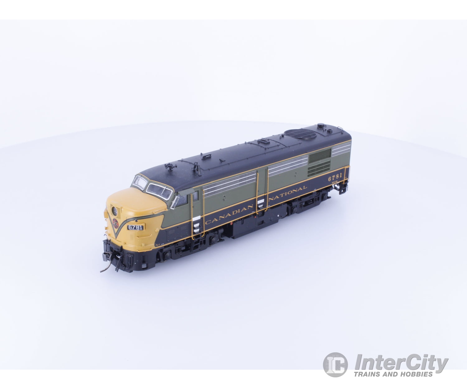 Rapido 20506 HO FPA-4 Diesel Locomotive 1954 Scheme Canadian National (CN) 6781 DCC & Sound Locomotives