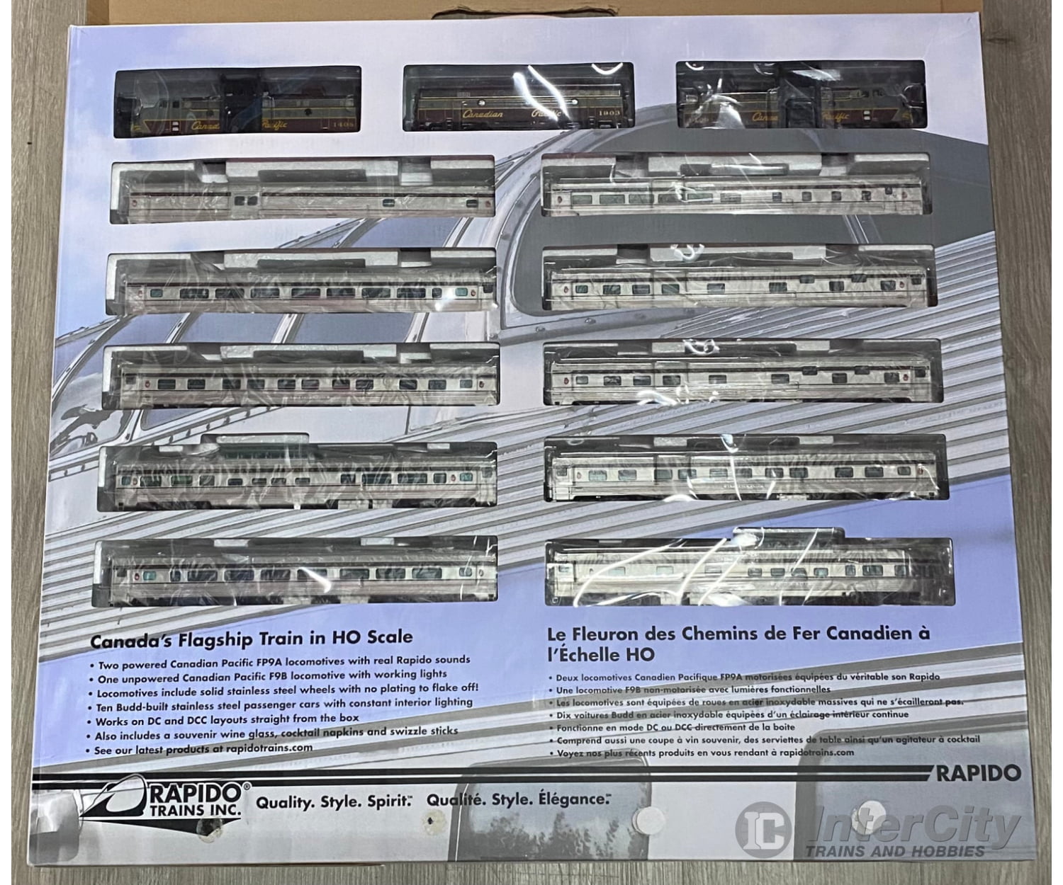 Rapido 210002 HO The Canadian 10 piece Set (Fully Lighted) Script Scheme Brand New Canadian National (CN) DCC & Sound