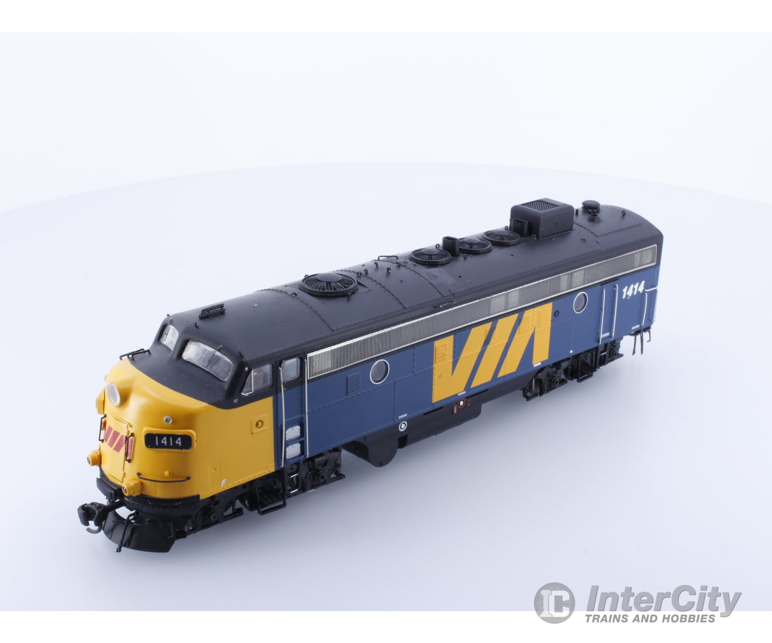 Rapido 220558 Ho Fp9A Via Rail (Via) 1414 Dcc & Sound Locomotives