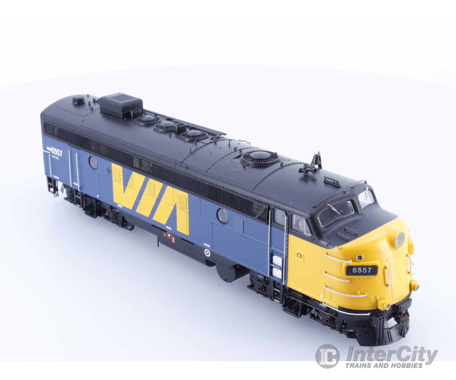 Rapido 220559 Ho Gmdd Fp9A Via Rail (Via) 6557 Dcc & Sound Locomotives