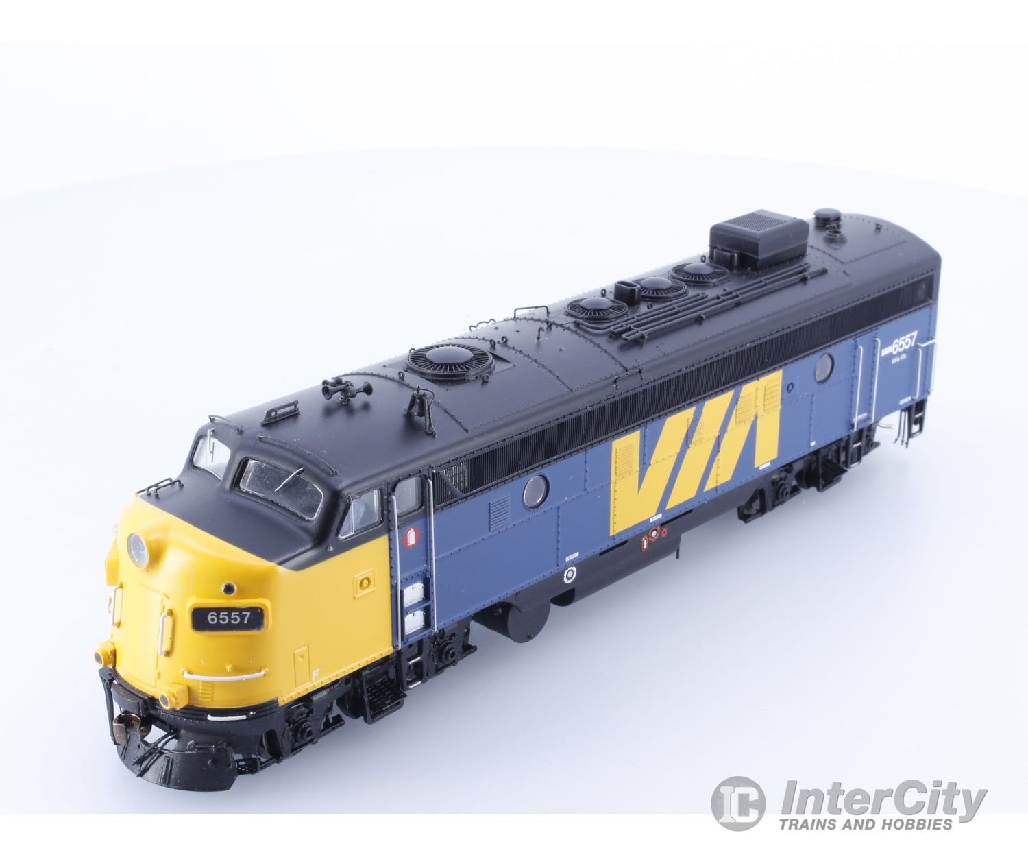 Rapido 220559 Ho Gmdd Fp9A Via Rail (Via) 6557 Dcc & Sound Locomotives