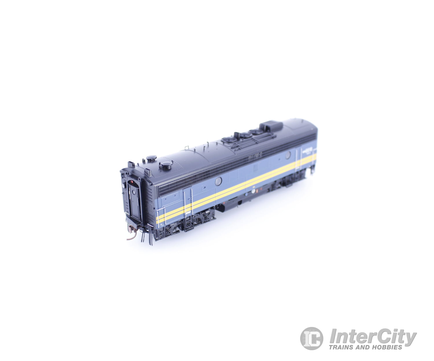 Rapido 223527 HO GMDD F9B Diesel B Unit Via Rail (VIA) 6618 DCC & Sound Locomotives
